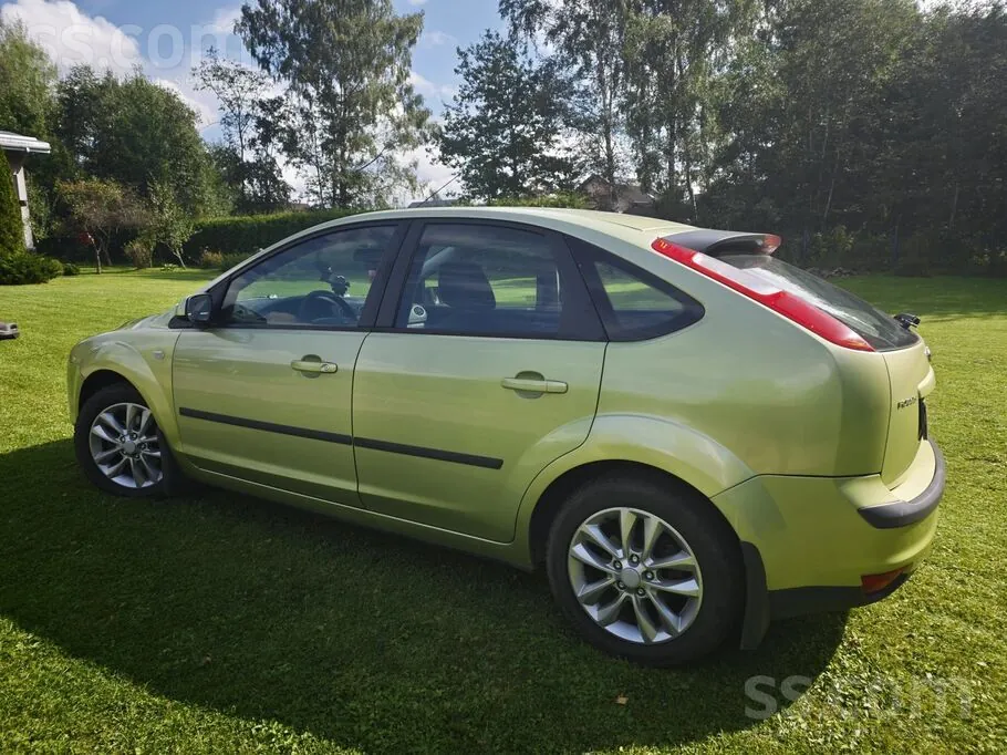 Ford Focus 2006 photo 2