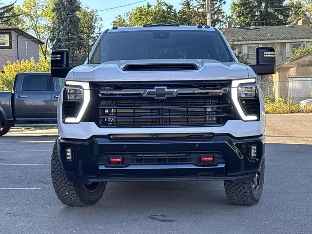Chevrolet Silverado 3500Hd 2026 photo 4