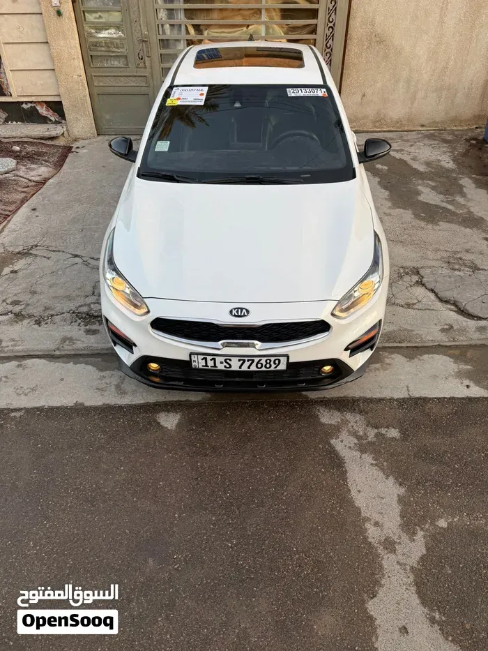 Kia Forte 2021 photo 2