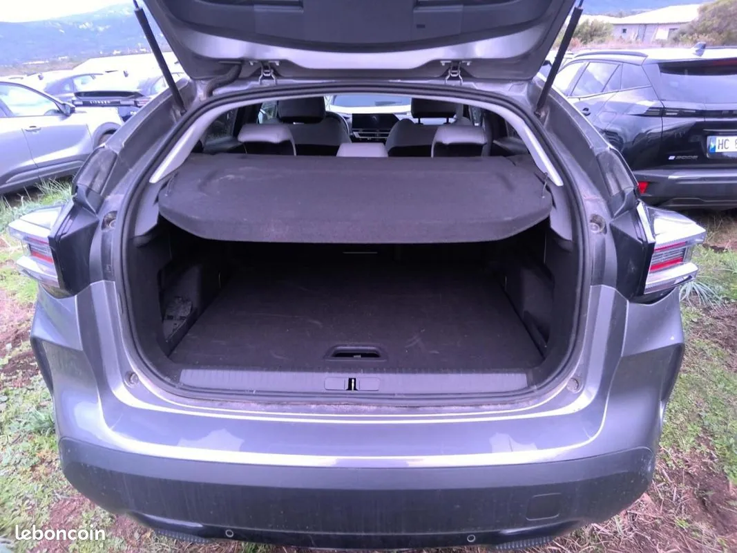Citroen C4 2025 photo 4