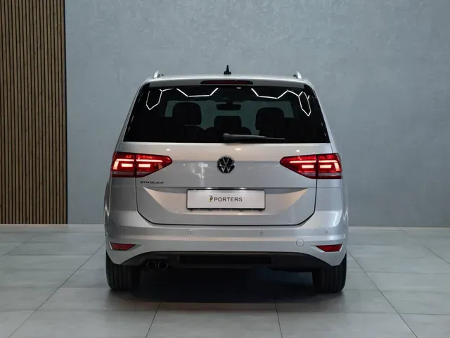 Volkswagen Touran 2021 photo 4