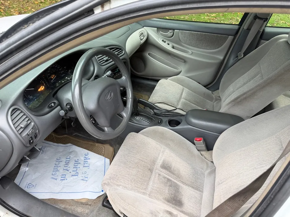 Oldsmobile Alero 2002 photo 5