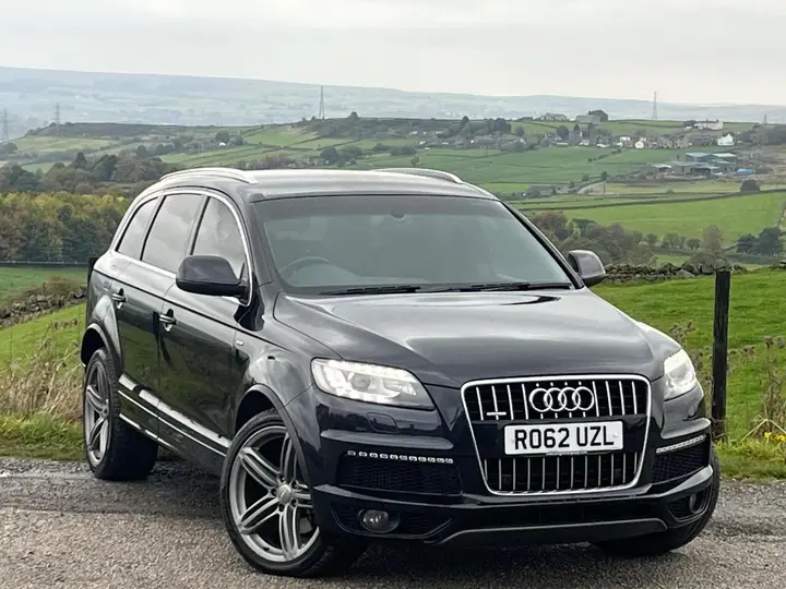 Audi Q7 2012 photo 3