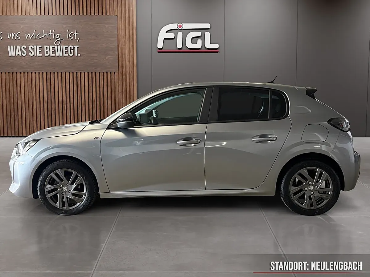 Peugeot 208 2022 photo 2