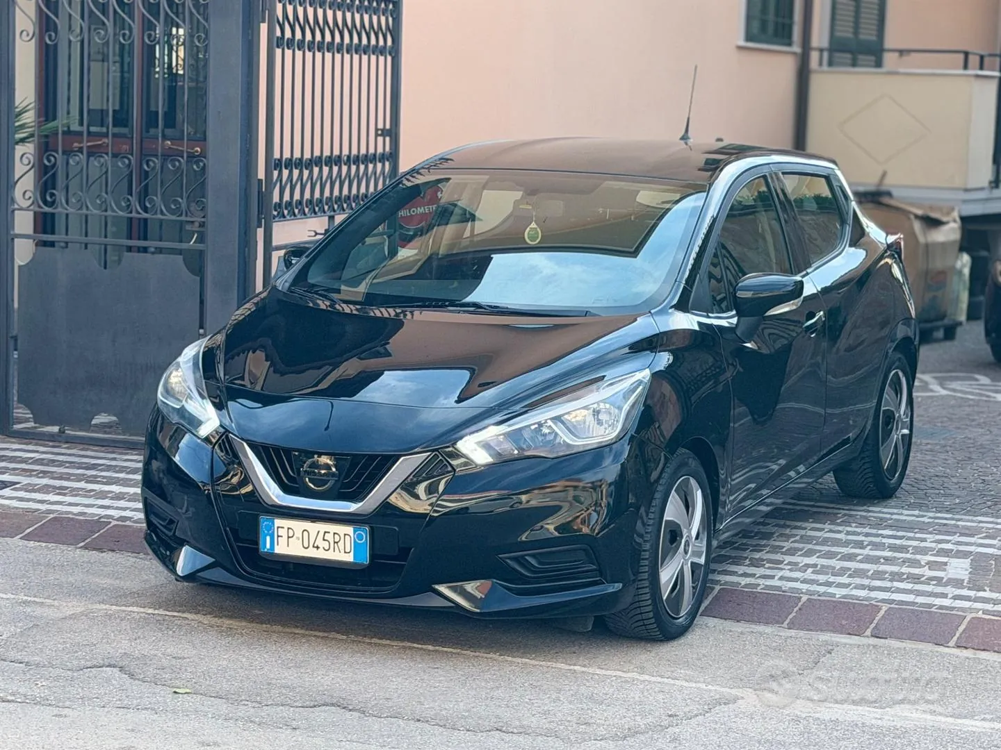 Nissan Micra 2018 photo 5