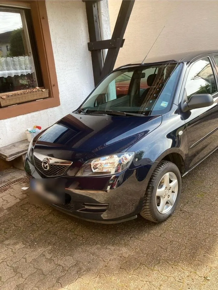 Mazda 2