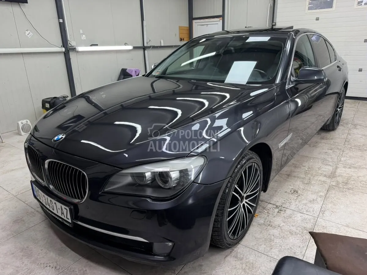 BMW 730