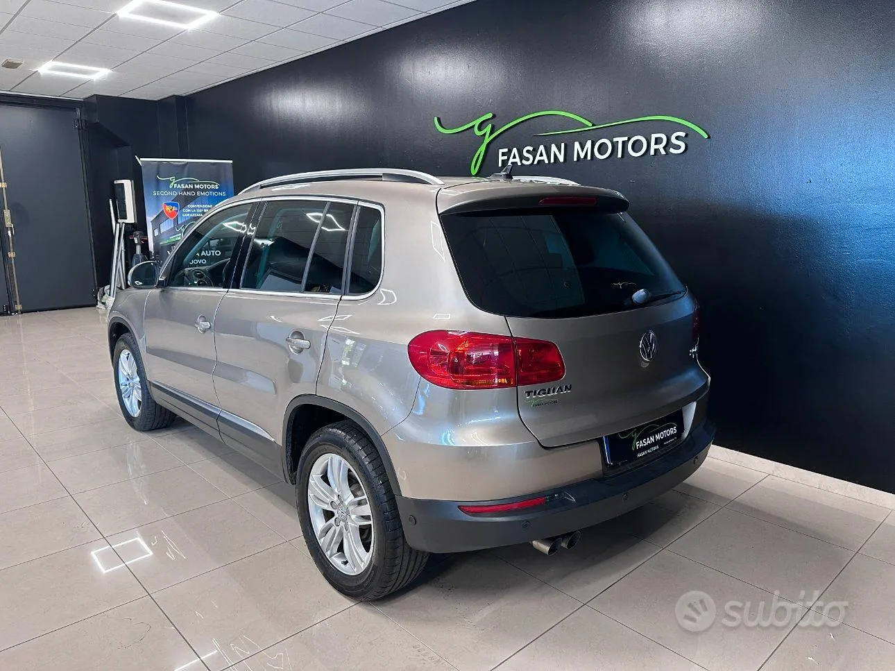 Volkswagen Tiguan 2012 photo 3