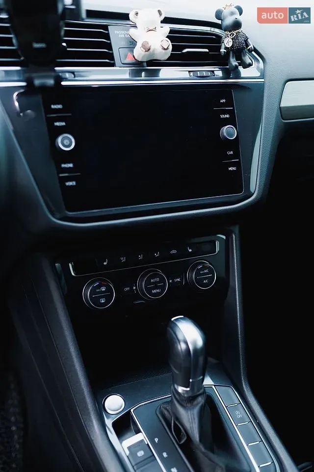 Volkswagen Tiguan 2019 photo 3