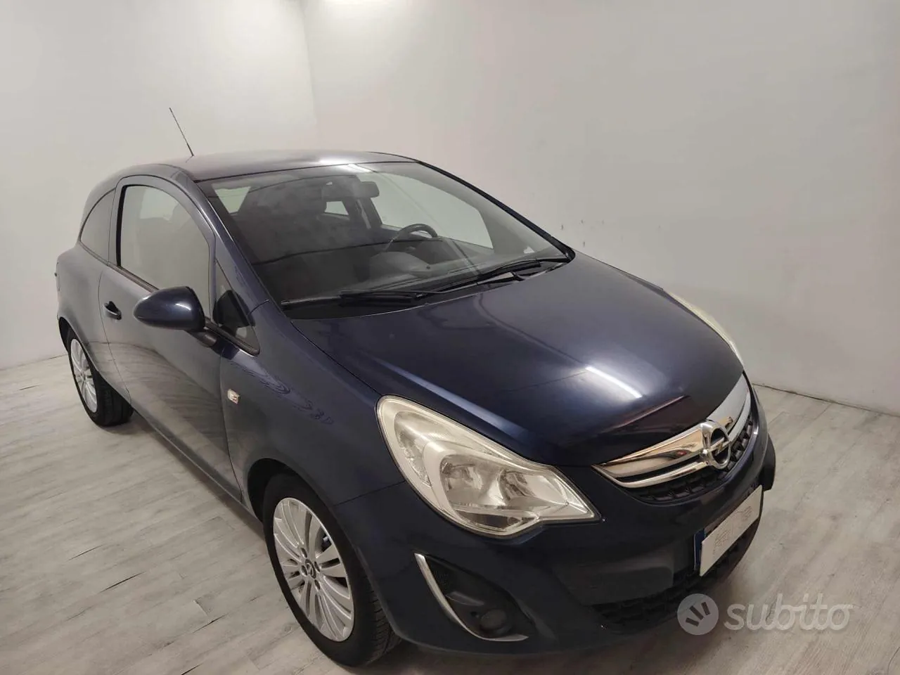 Opel Corsa 2013 photo 2