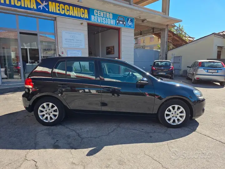 Volkswagen Golf 2012 photo 2