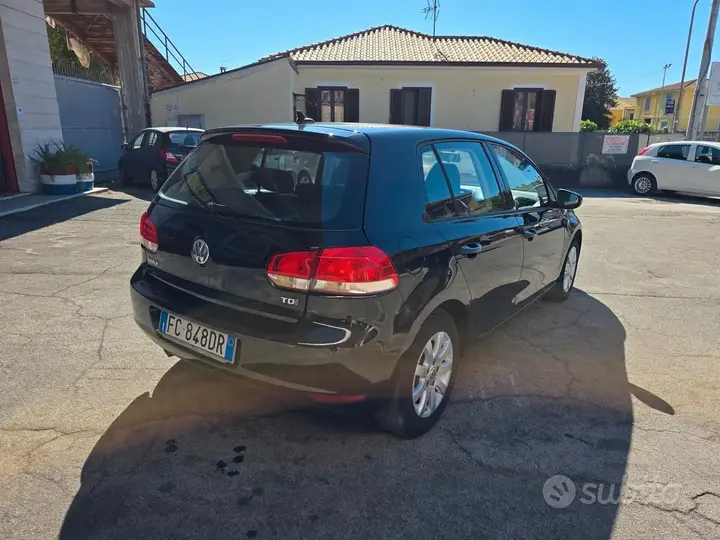 Volkswagen Golf 2012 photo 3