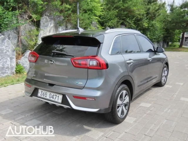 Kia Niro 2016 photo 3