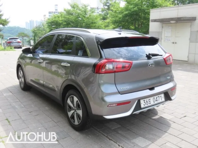 Kia Niro 2016 photo 4