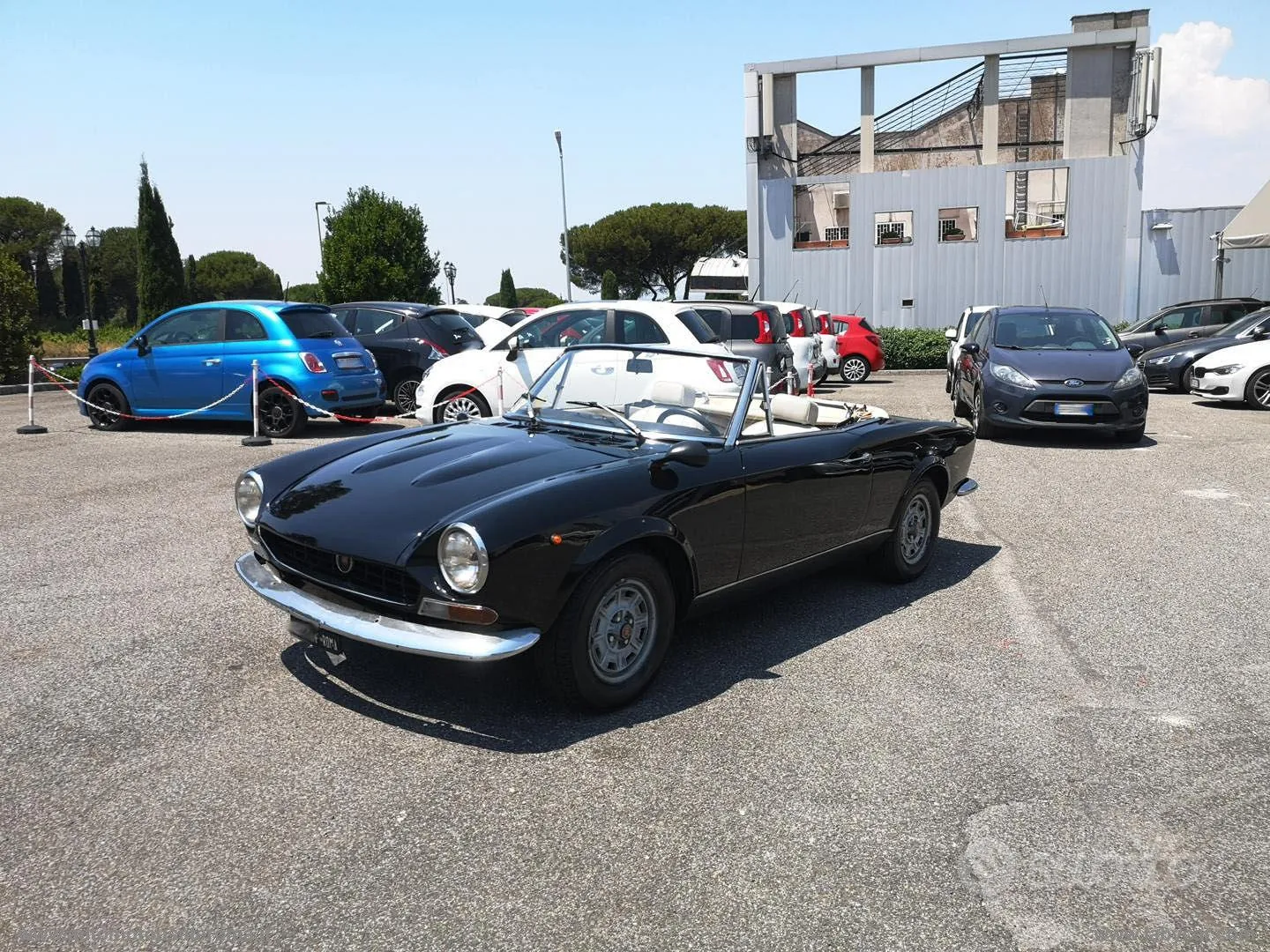 Fiat 124 Spider 1970 photo 4