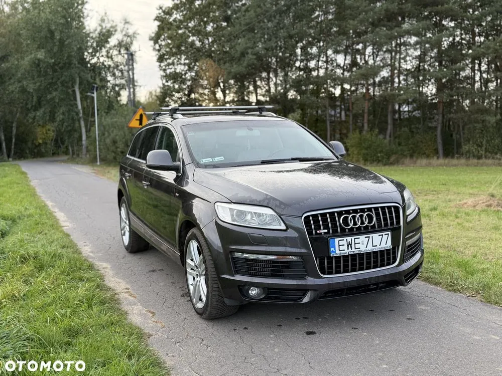 Audi Q7 2007 photo 2