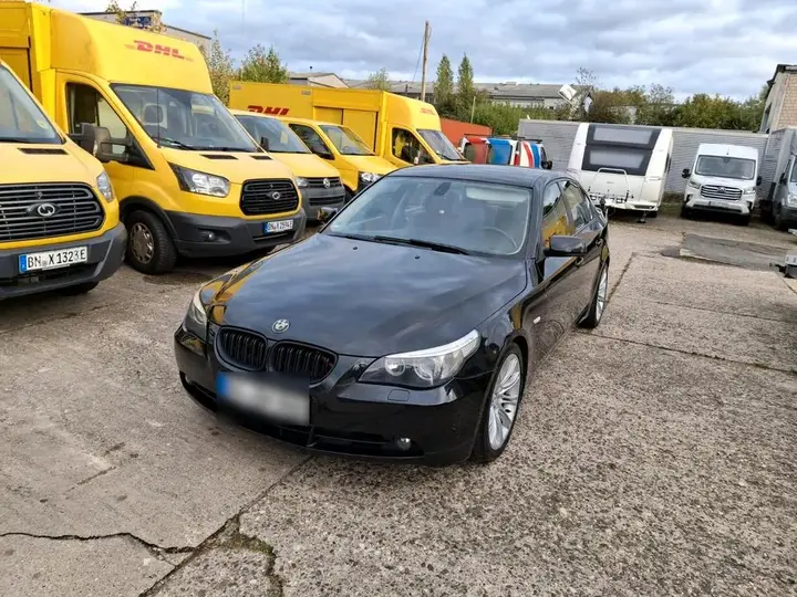 BMW 525I