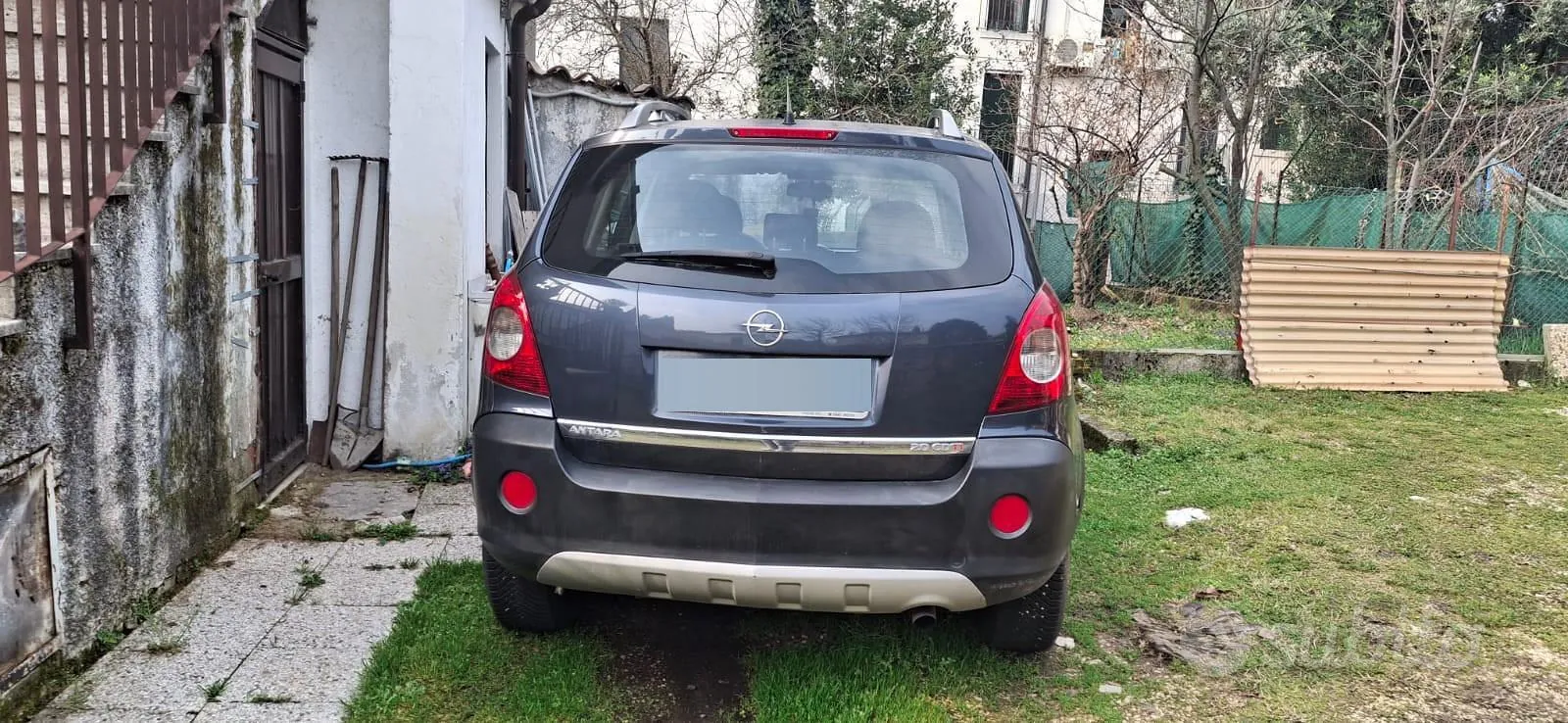Opel Antara 2009 photo 2