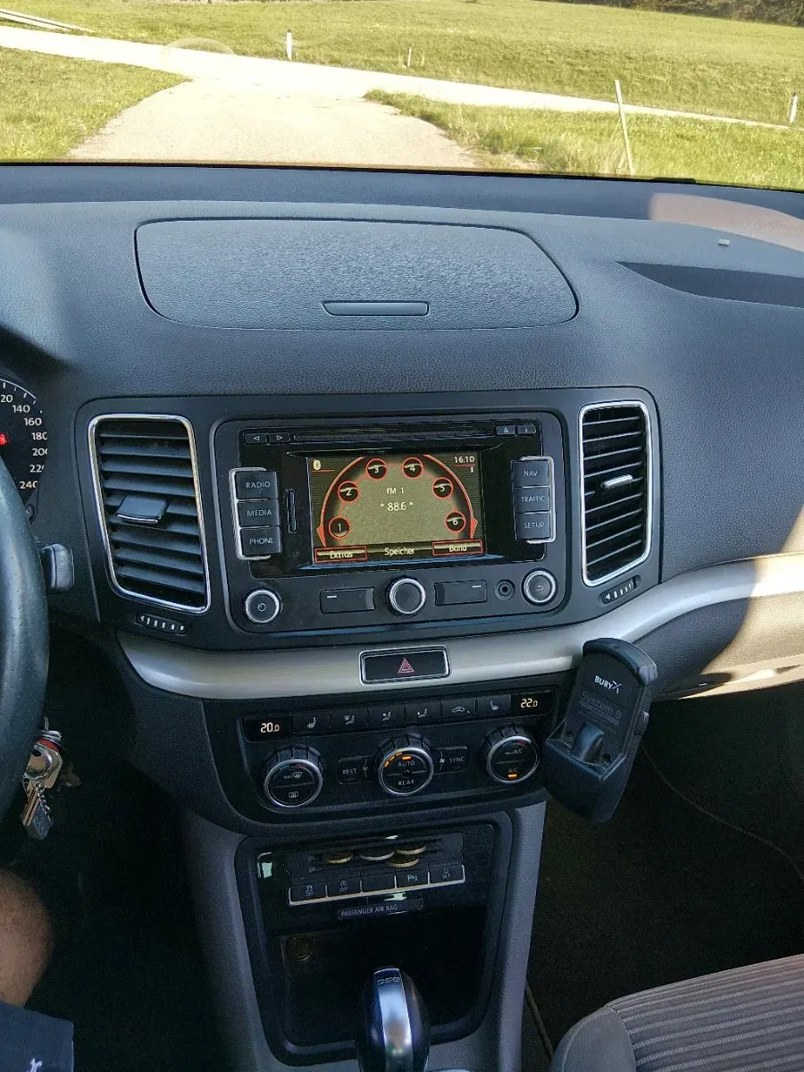Seat Alhambra 2012 photo 3