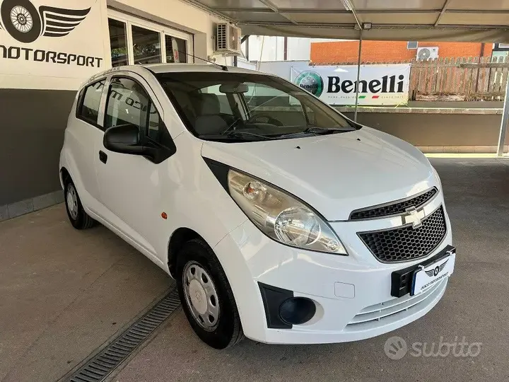 Chevrolet Spark 2010 photo 2