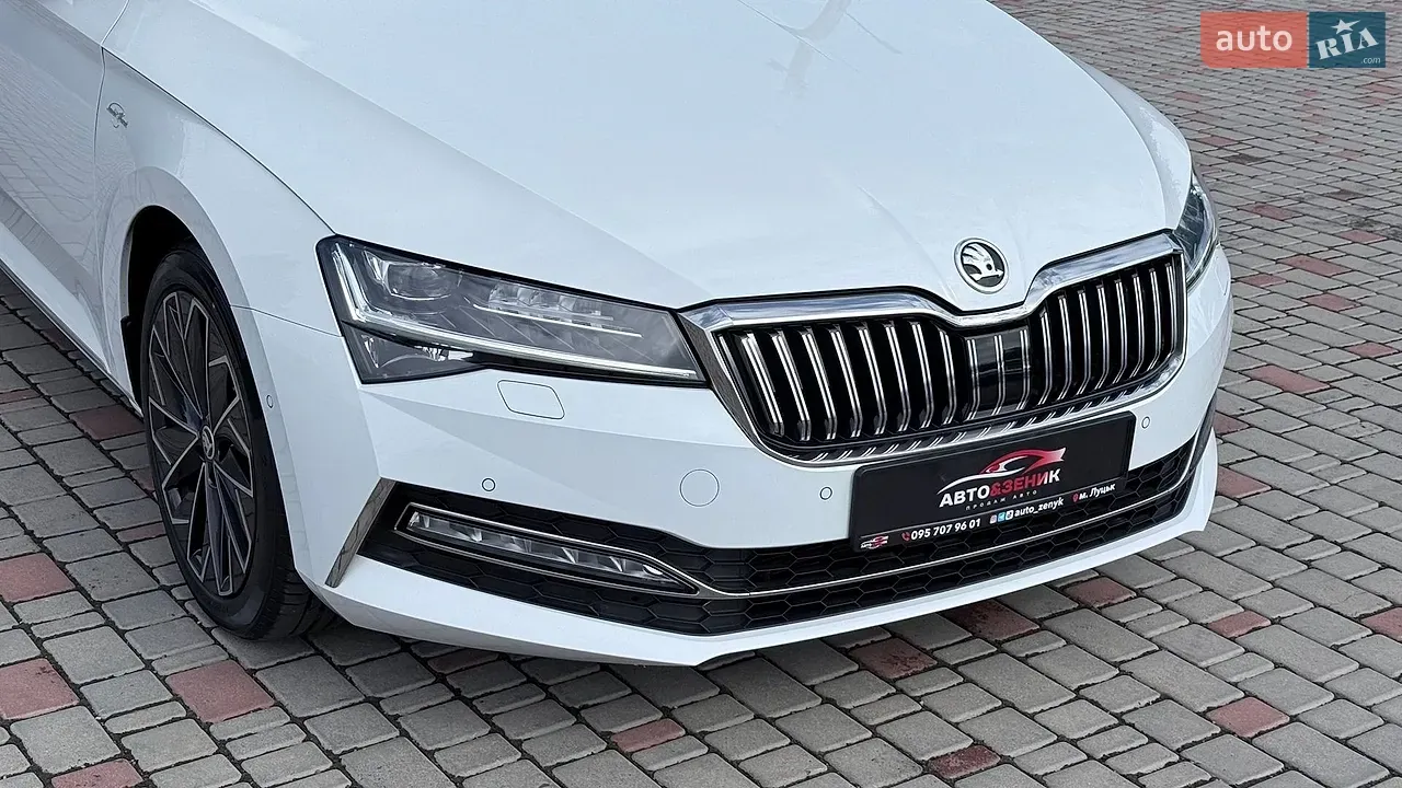 Skoda Superb 2022 photo 5