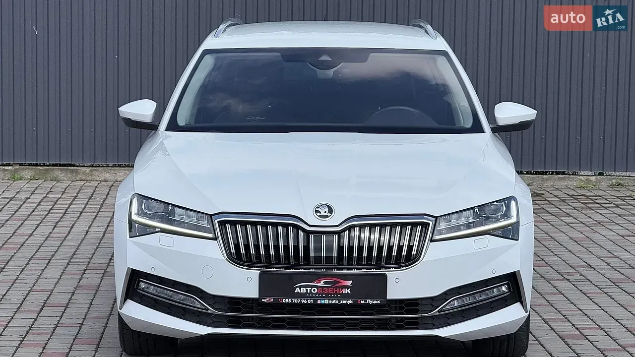 Skoda Superb 2022 photo 3