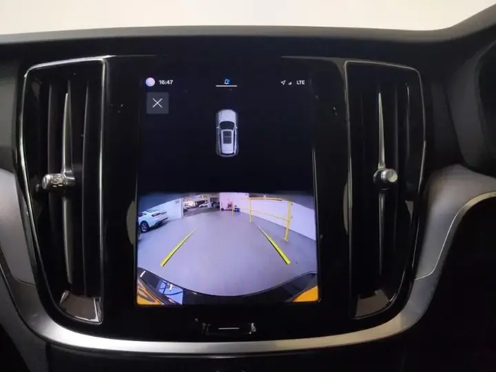 Volvo V60 2023 photo 5