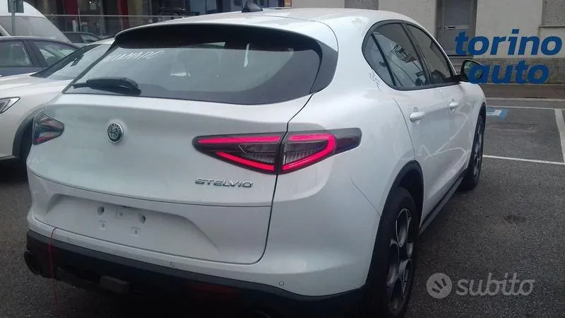 Alfa Romeo Stelvio 2026 photo 3
