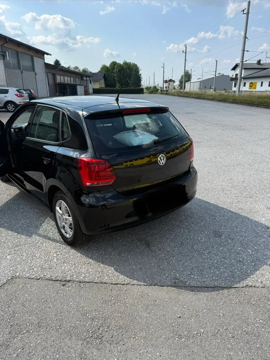 Volkswagen Polo 2012 photo 3