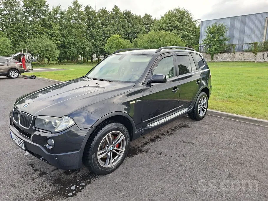 BMW X3 2009 photo 2