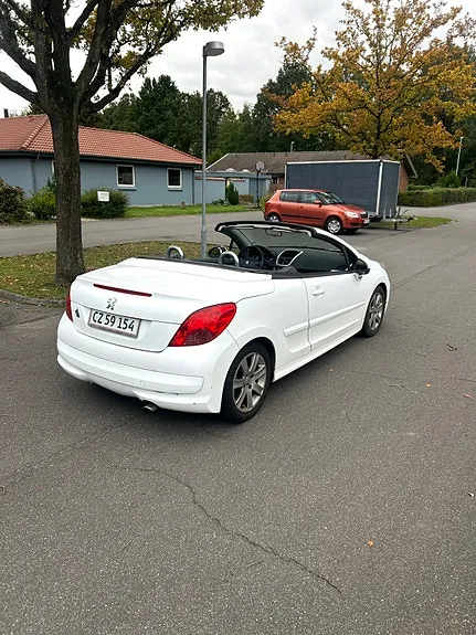 Peugeot 207 2007 photo 3