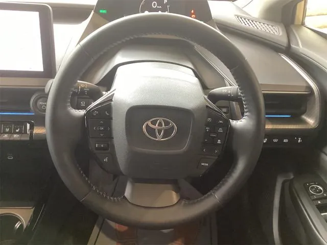 Toyota Prius 2023 photo 3