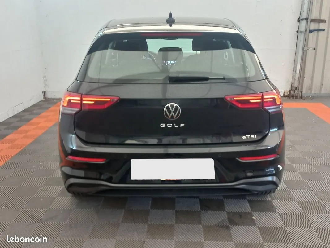 Volkswagen Golf 2023 photo 4