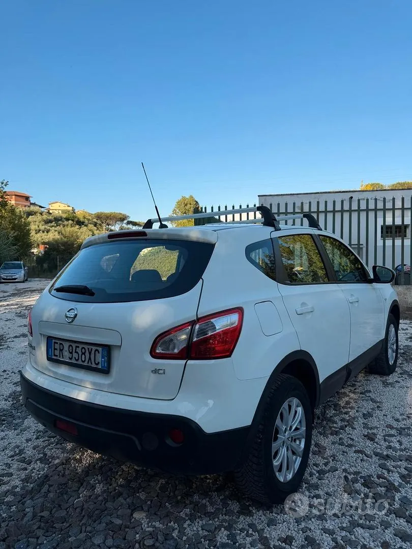 Nissan Qashqai 2013 photo 5