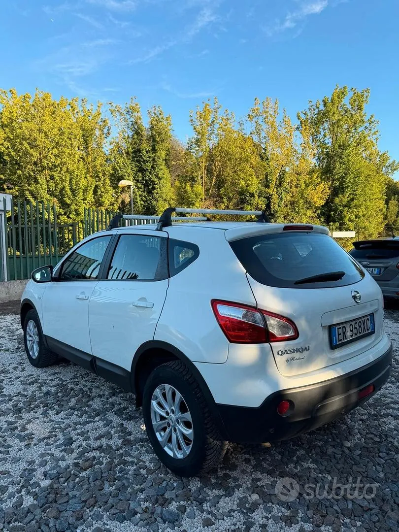 Nissan Qashqai 2013 photo 4