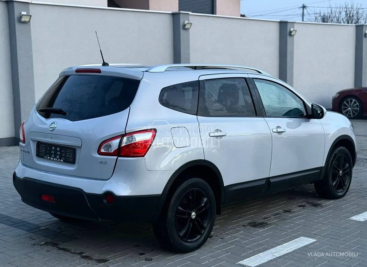 Nissan Qashqai 2011 photo 4