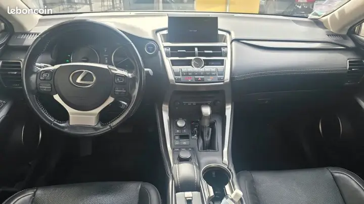 Lexus Nx 2016 photo 3