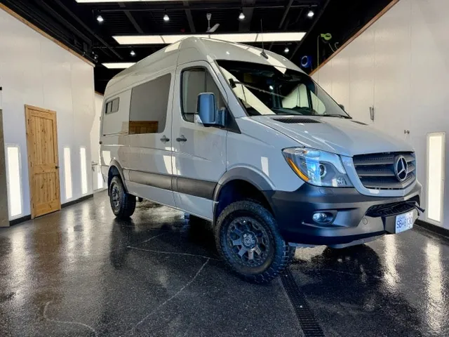 Mercedes-Benz Sprinter Van