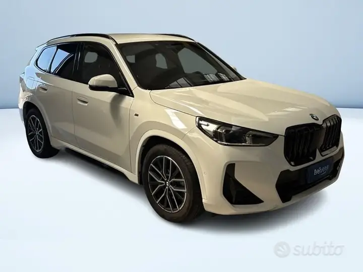 BMW X1 2024 photo 3