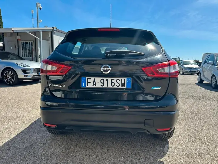 Nissan Qashqai 2015 photo 4