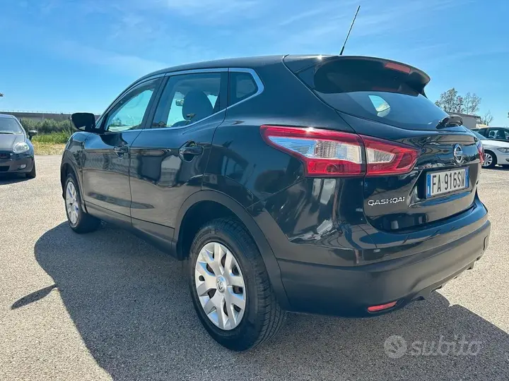 Nissan Qashqai 2015 photo 5