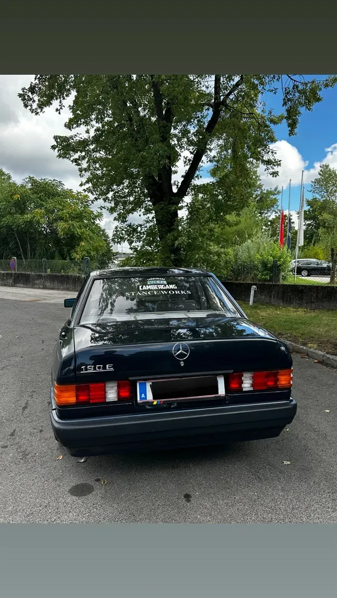 Mercedes-Benz 190 E 1989 photo 3