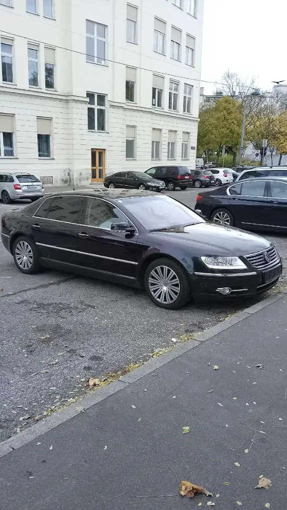 Volkswagen Phaeton 2009 photo 3