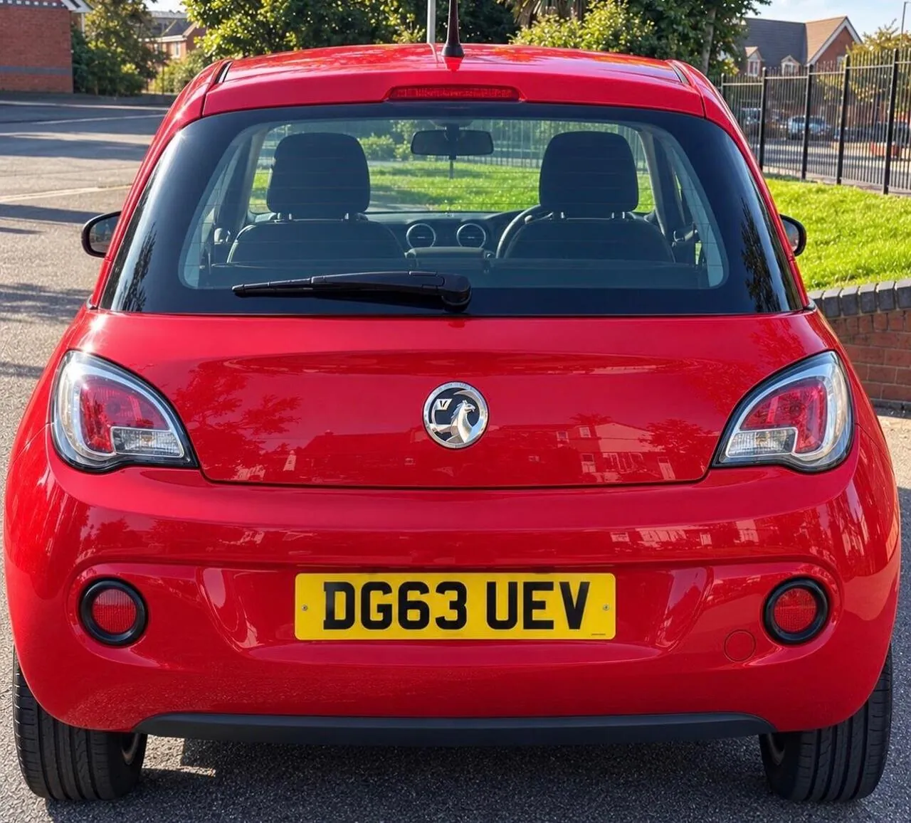 Vauxhall Adam 2013 photo 3