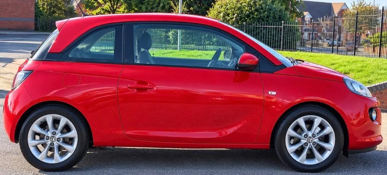 Vauxhall Adam 2013 photo 4