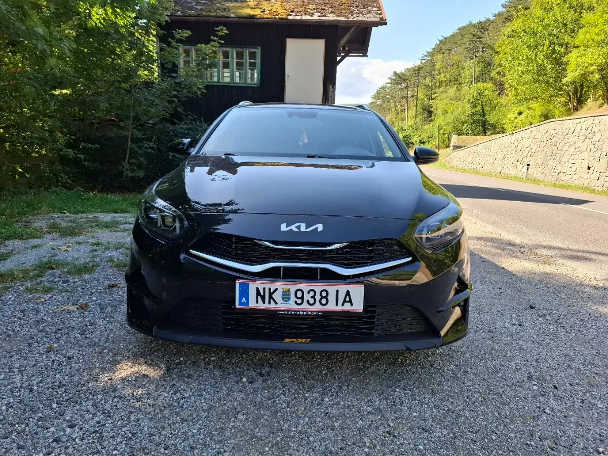 Kia Ceed 2023 photo 3