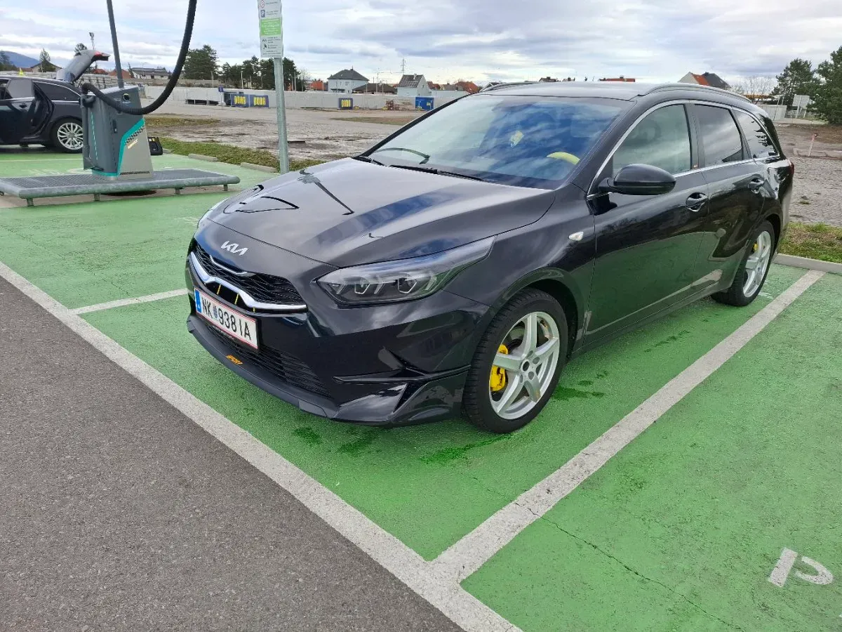 Kia Ceed 2023 photo 2