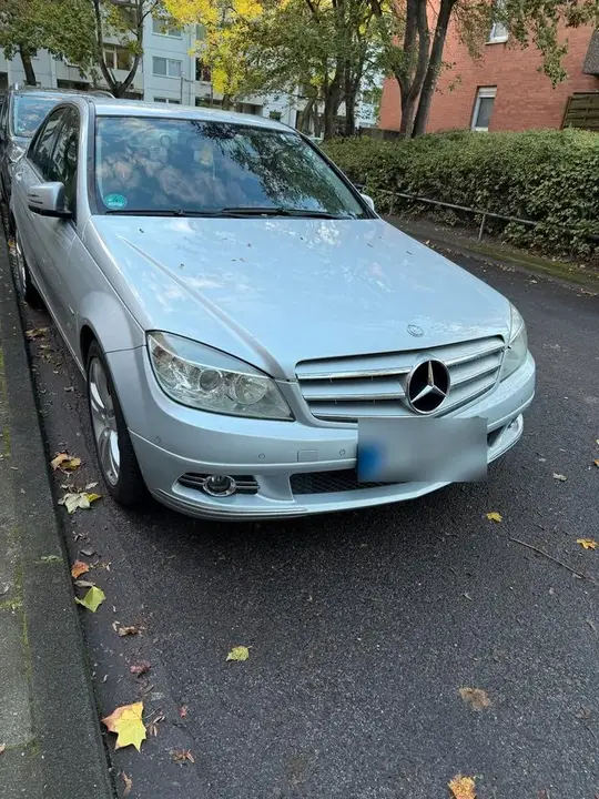 Mercedes-Benz C180