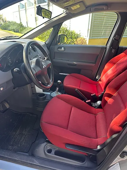 Mitsubishi Colt 2005 photo 3