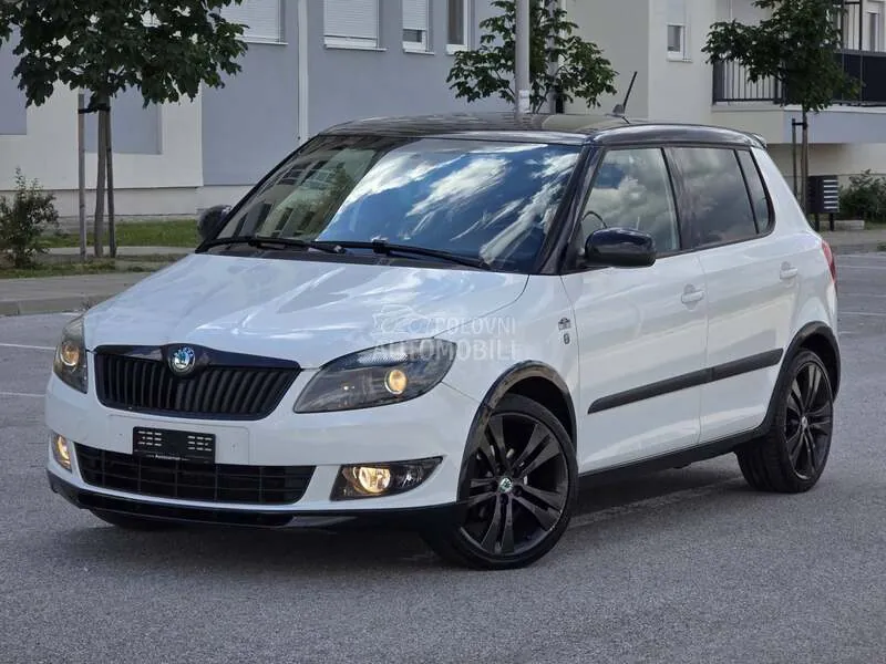 Skoda Fabia 2013 photo 5